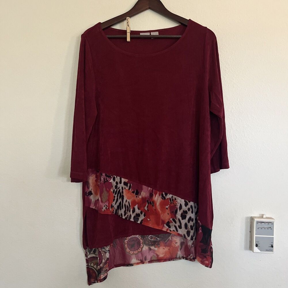 Chico's Chicos Travelers Red 3/4 Sleeve Slinky Asymmetrical Hem Tunic Top SZ 2 L